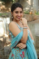 Yukti Thareja Pictures